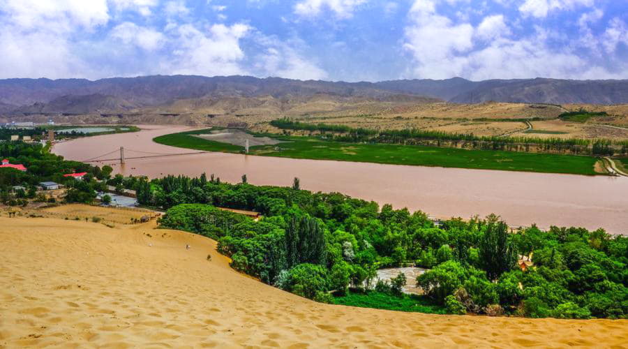 Melhores ofertas de aluguel de carros em Zhongwei